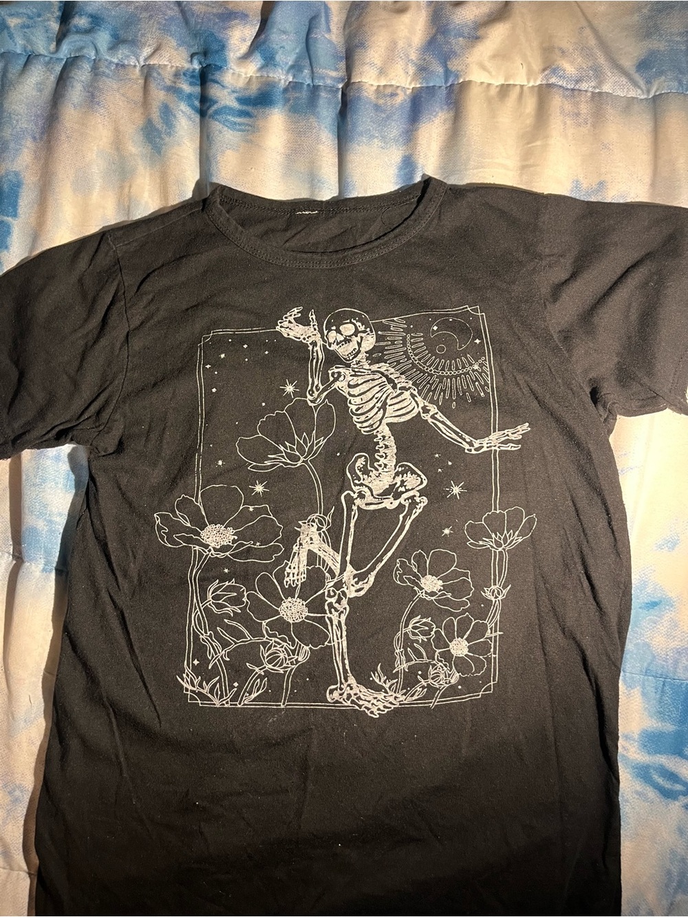 Old Navy Black Short Sleeve Tee with White Skeleton Floral Graphic